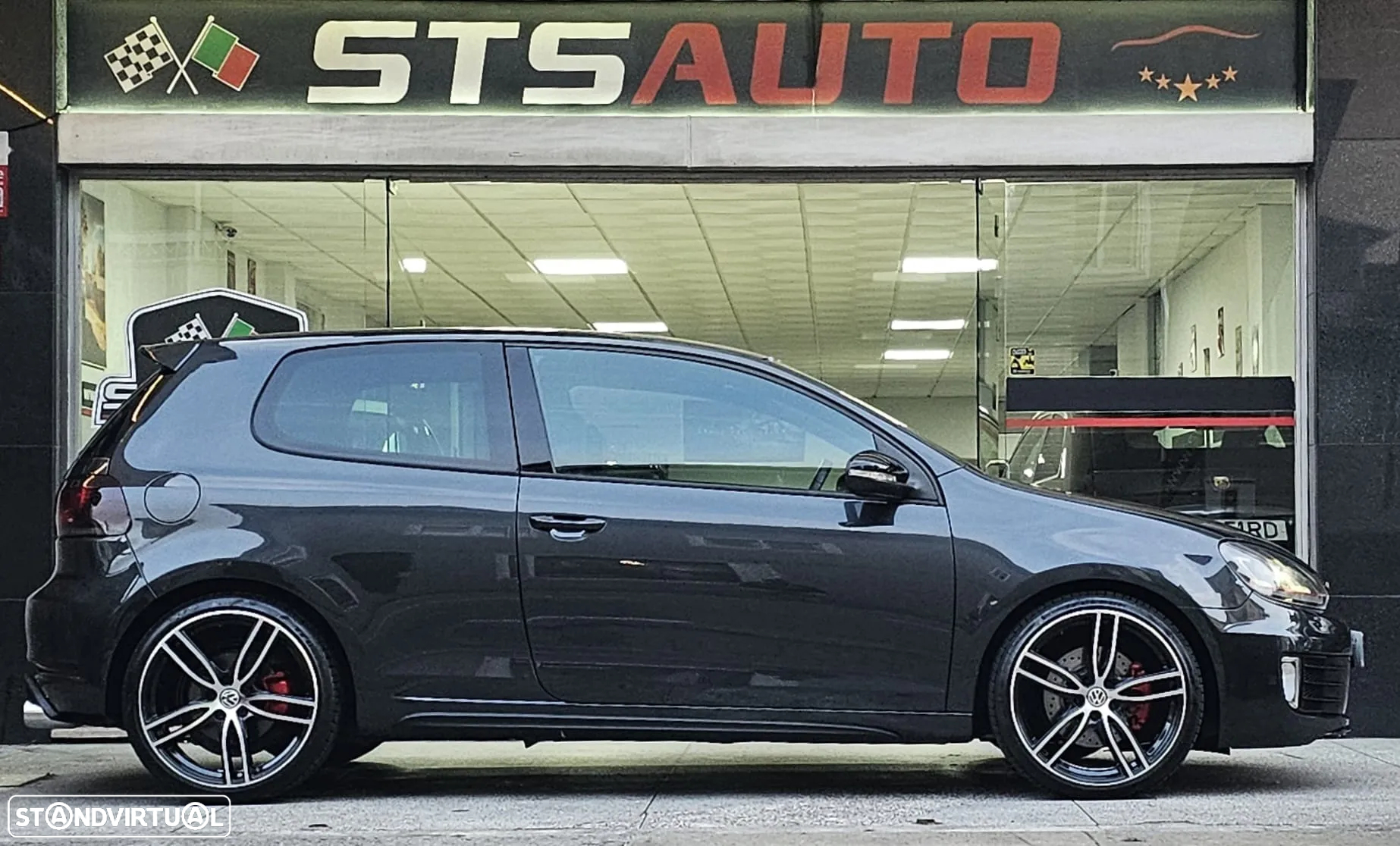 VW Golf 2.0 GTI DSG - 56