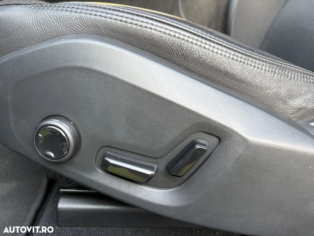 Volvo XC 60 D4 AWD Geartronic Momentum - 13