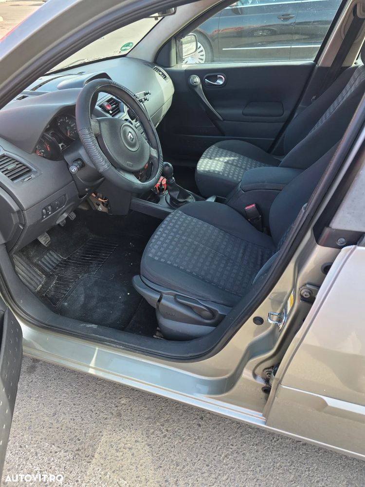 Renault Megane 1.5 dCi FAP Authentique - 7