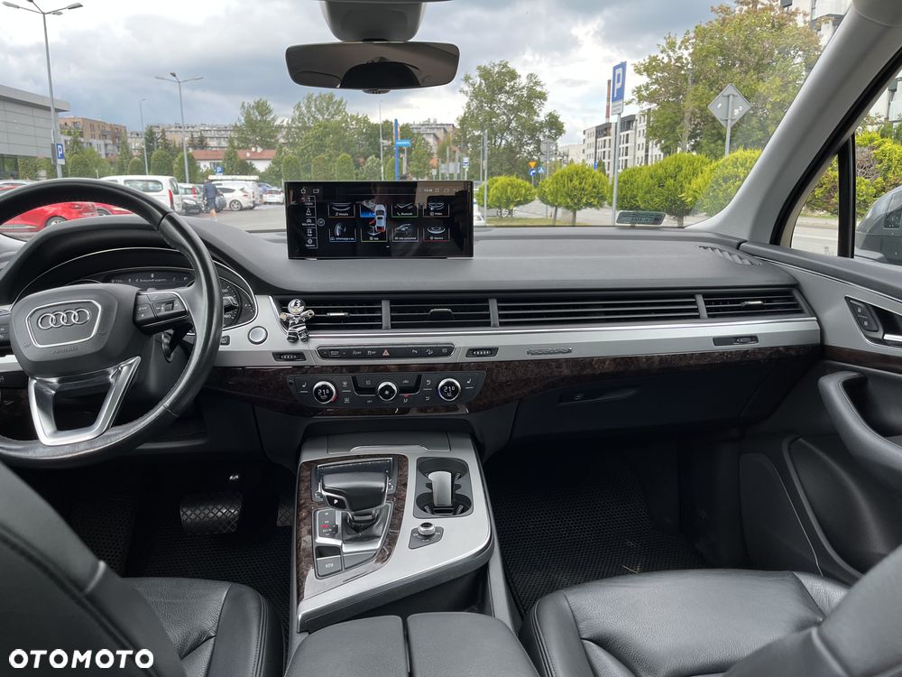 Audi Q7 - 17