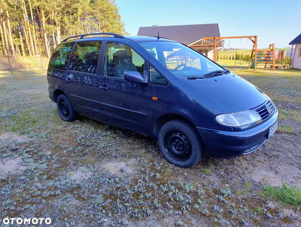 Volkswagen Sharan - 11