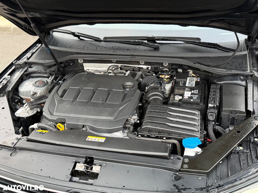 Volkswagen Passat Variant 2.0 TDI SCR DSG Business - 27