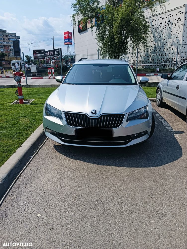Skoda Superb Combi 1.6 TDI DSG Ambition - 2