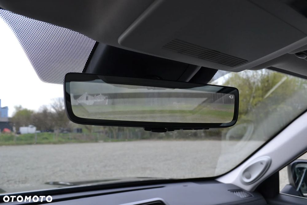 Toyota Highlander 2.5 Hybrid Executive - 19