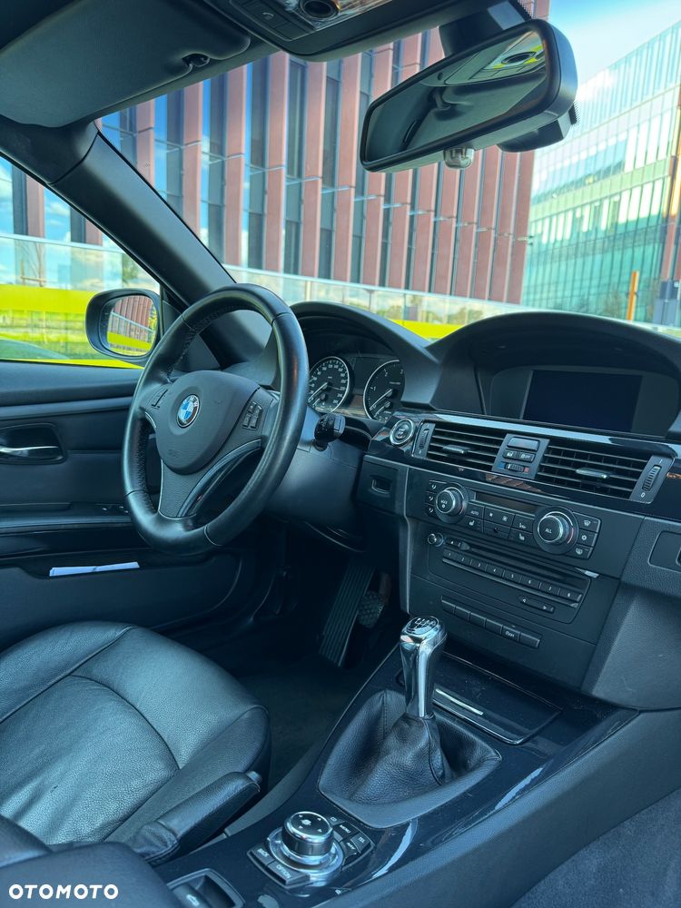 BMW Seria 3 320d - 8