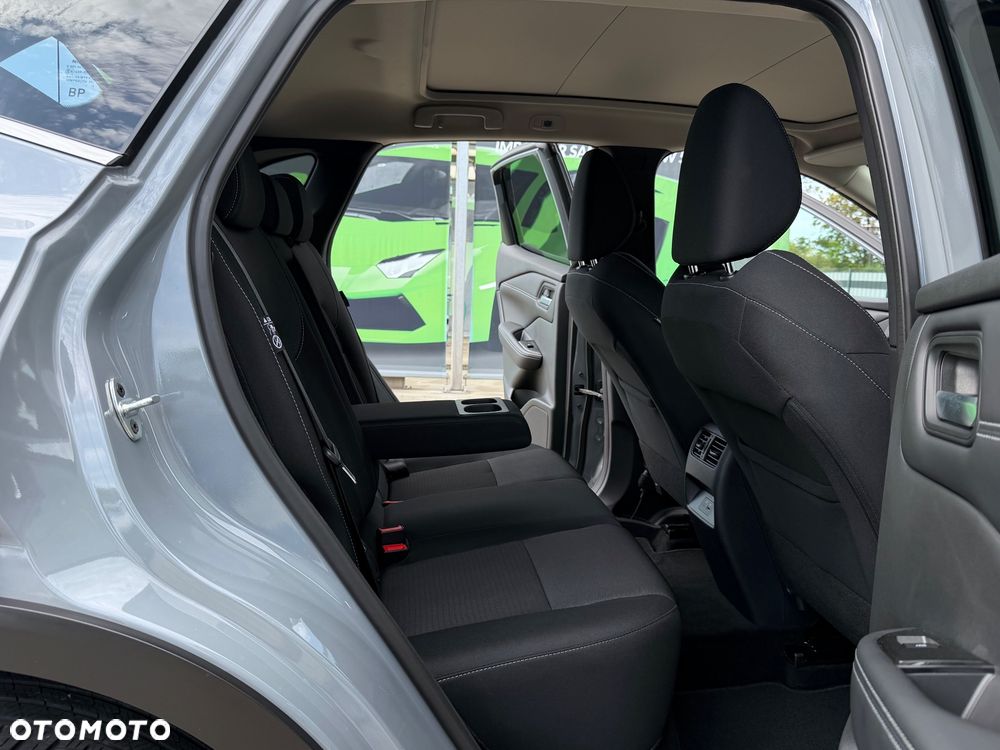 Nissan Qashqai 1.3 DIG-T DCT N-CONNECTA - 34