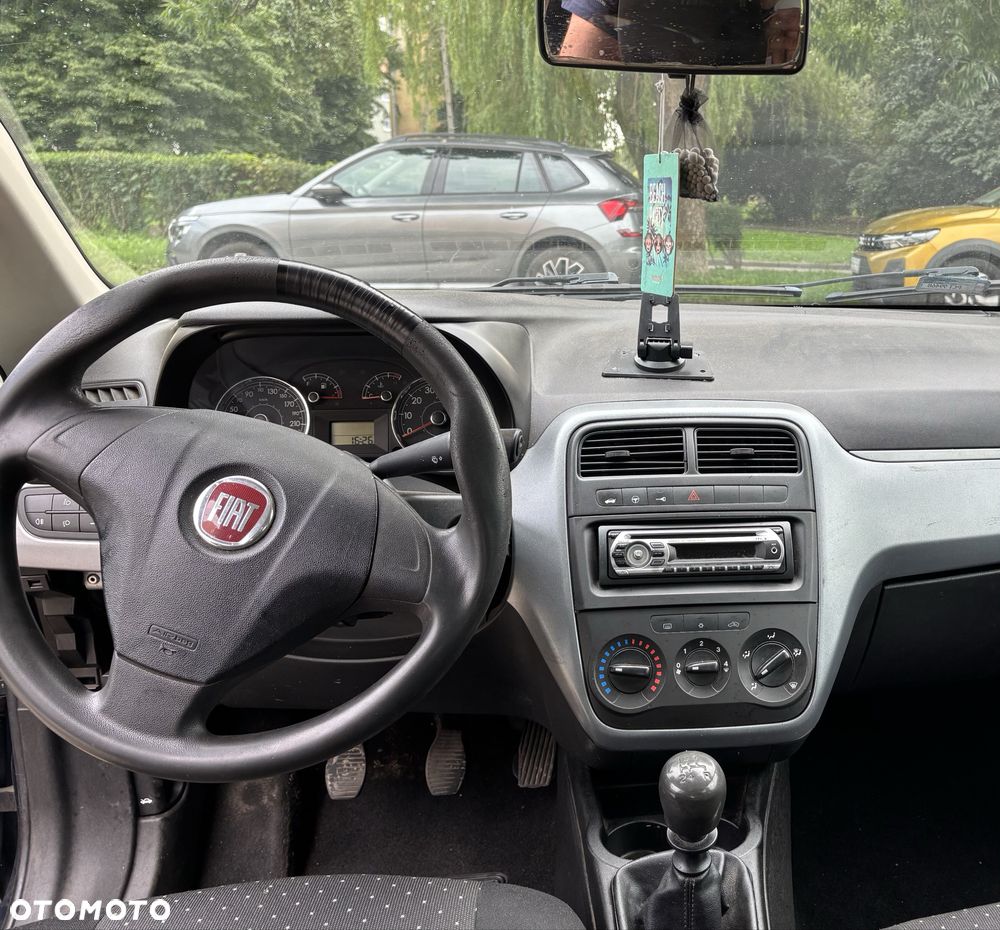 Fiat Grande Punto - 7
