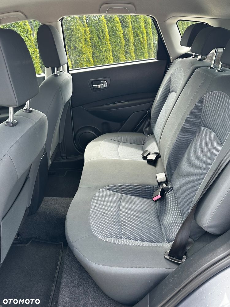 Nissan Qashqai 1.6 visia - 31