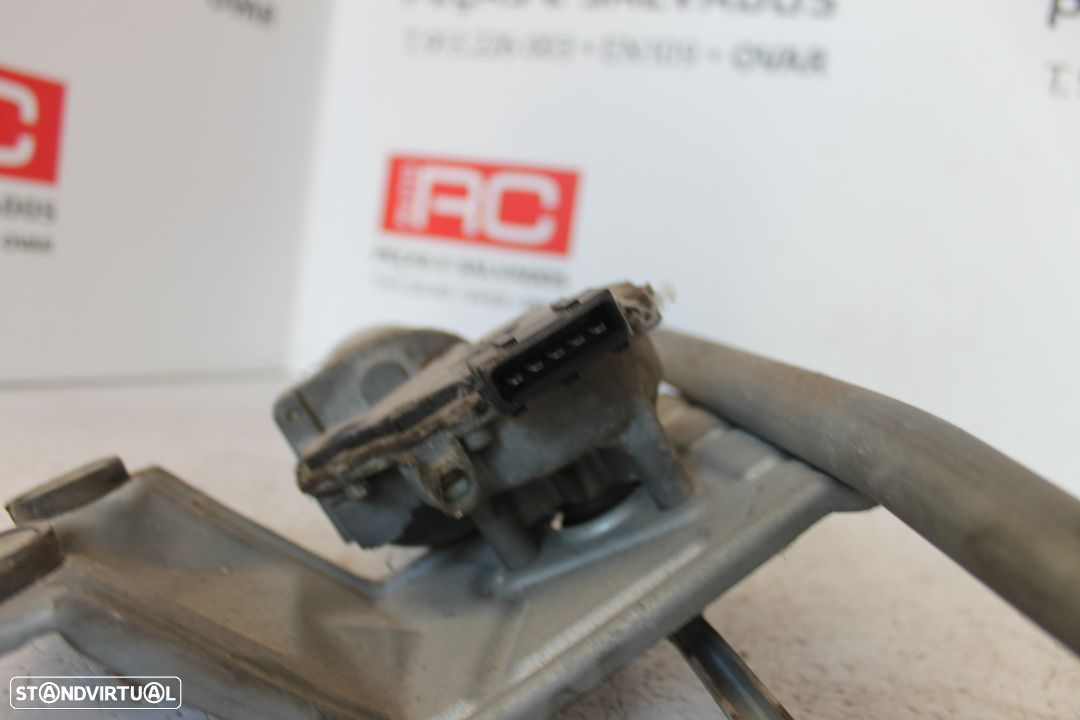 Limpa Para Brisas Ford Fiesta - 3