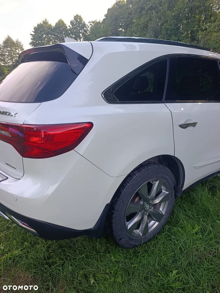 Acura MDX - 16