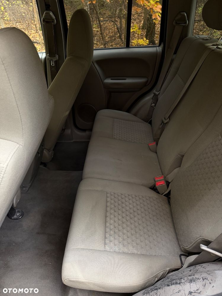 Jeep Liberty 3.7 4x4 - 18