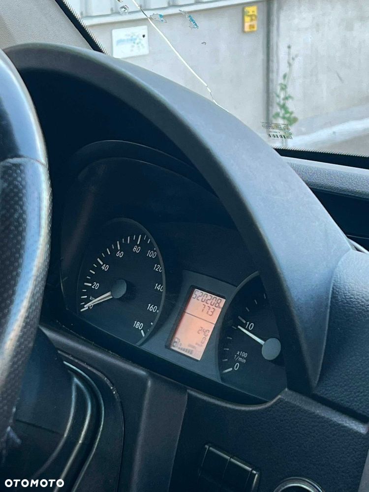Mercedes-Benz Sprinter - 6