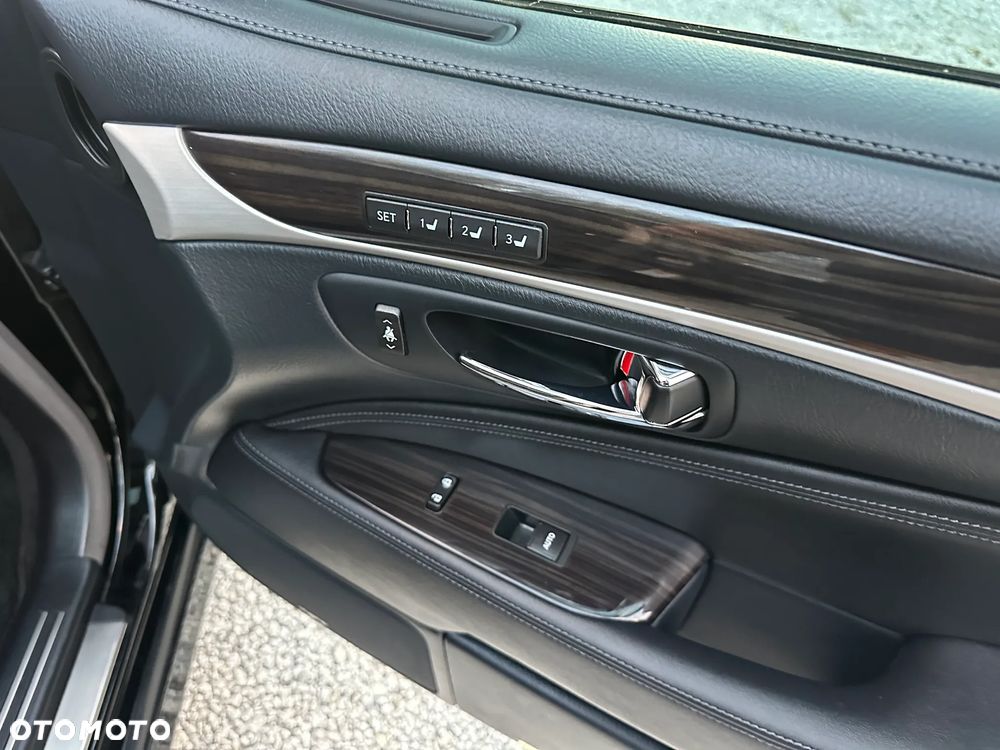 Lexus LS 460 Superior AWD - 30