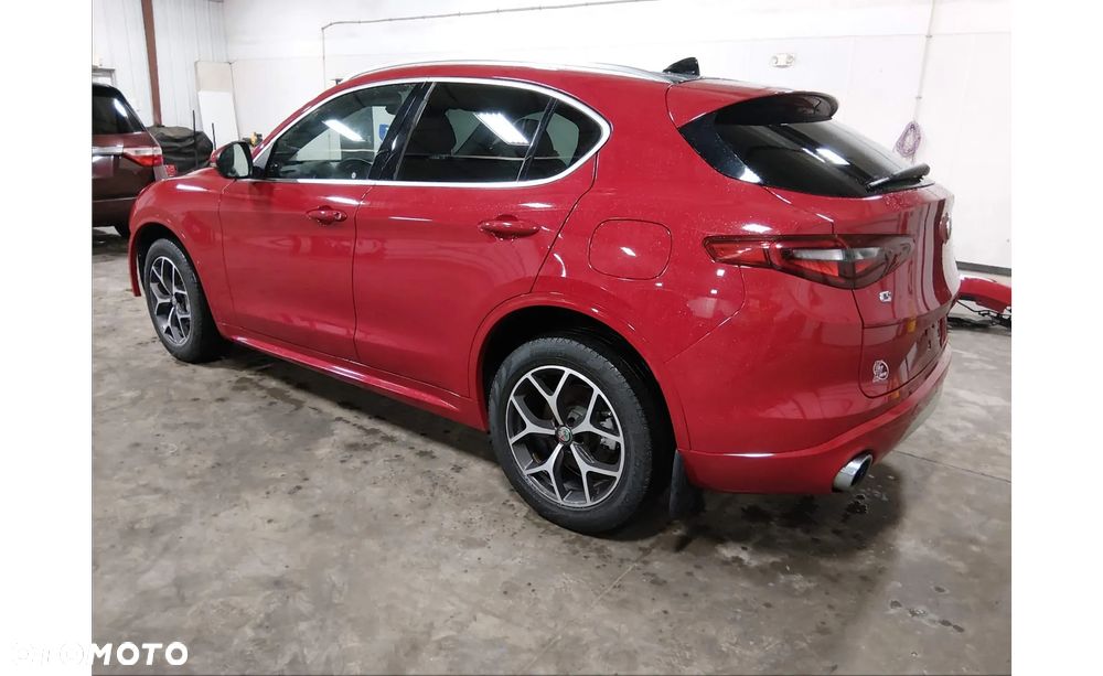 Alfa Romeo Stelvio 2.0 Turbo 16V AT8-Q4 Ti - 1