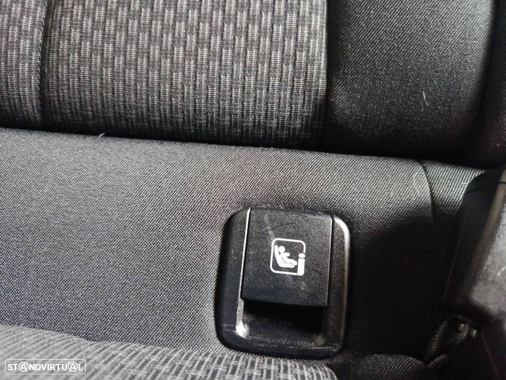 BMW 116 d Auto - 23