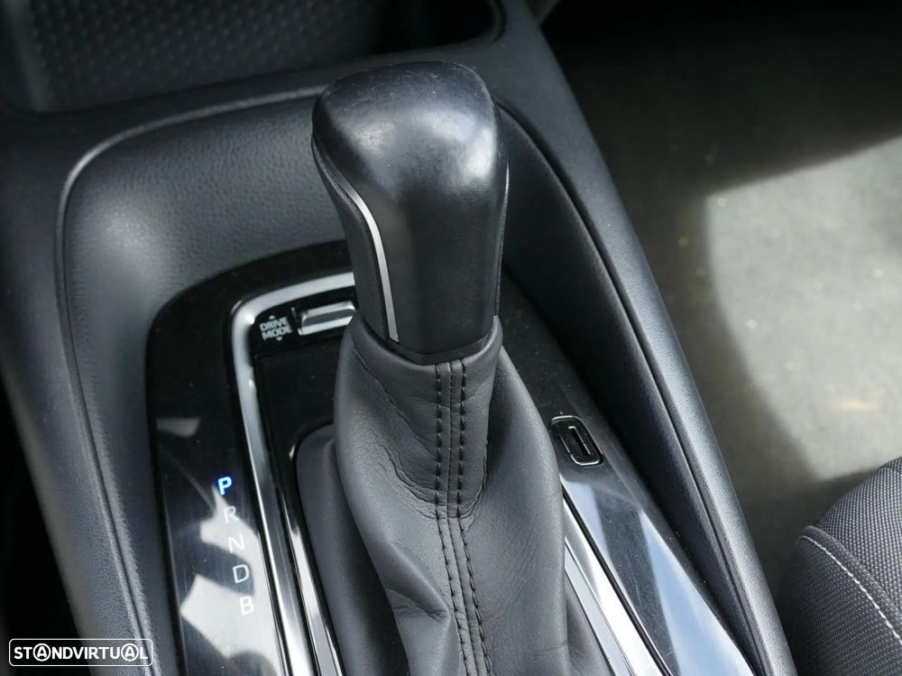 Toyota Corolla 1.8 Hybrid Active - 25