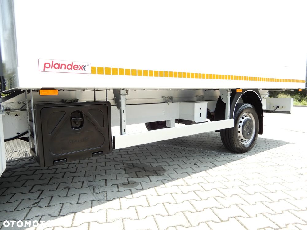 Renault Master 2.3 dCi 163 Km Chłodnia -20*C +30*C Funkcja Grzania Zasilanie V230 Izoterma 4.20 Cm 8 E.Palet Kabina Sypialniana WEBASTO Zawieszenie WZMACNIANE GWARANCJA FABRYCZNA - 17