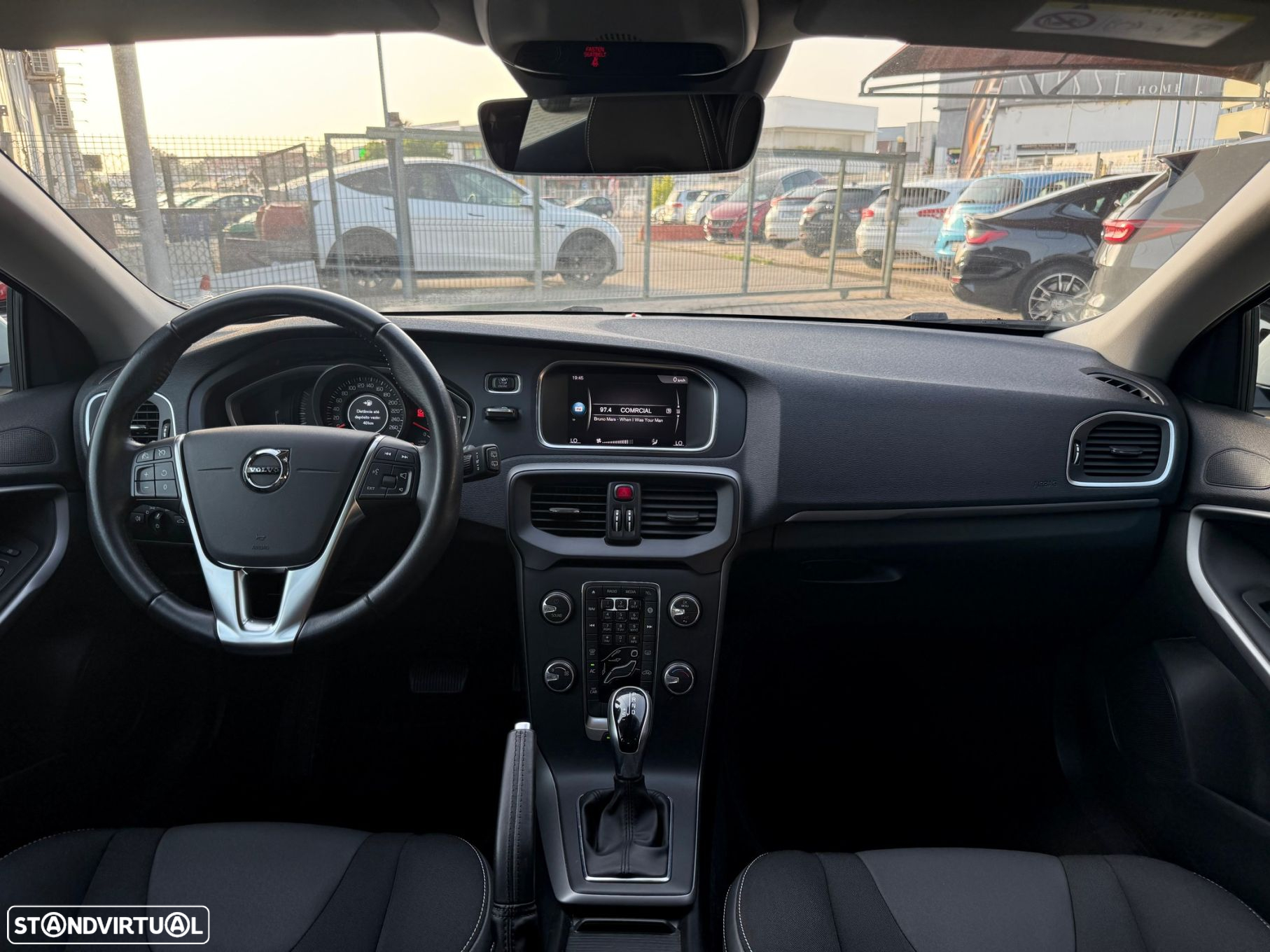 Volvo V40 2.0 D2 Momentum Geartronic - 15