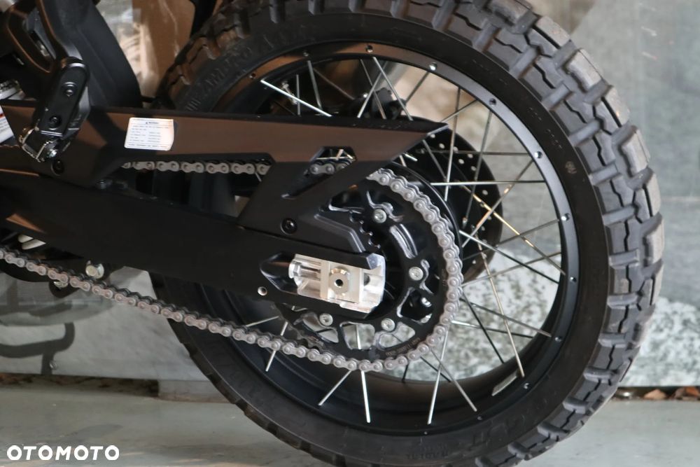 CFMoto 450MT - 11