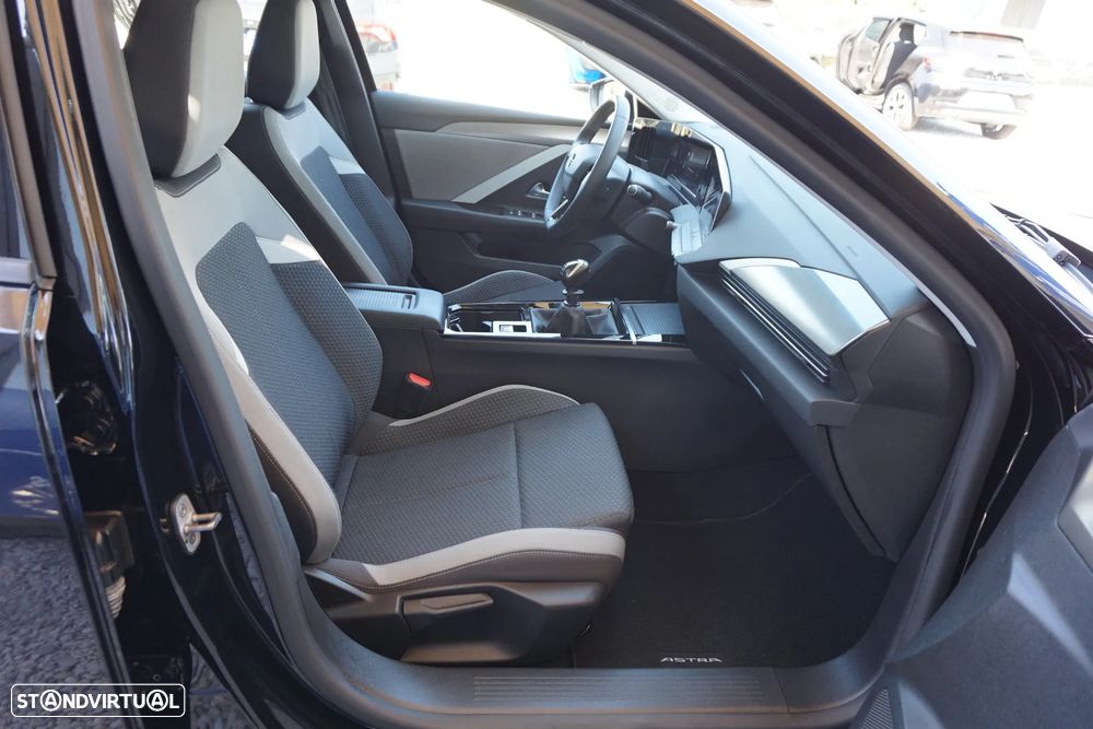Opel Astra 1.5 D Business - 18