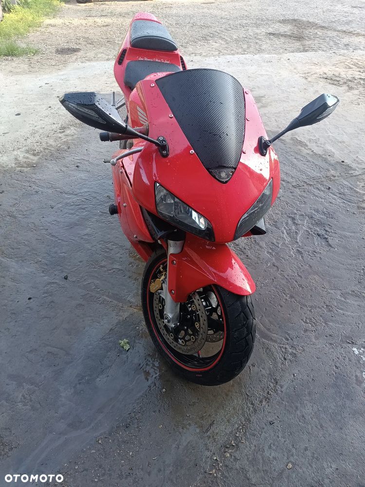 Honda CBR - 2