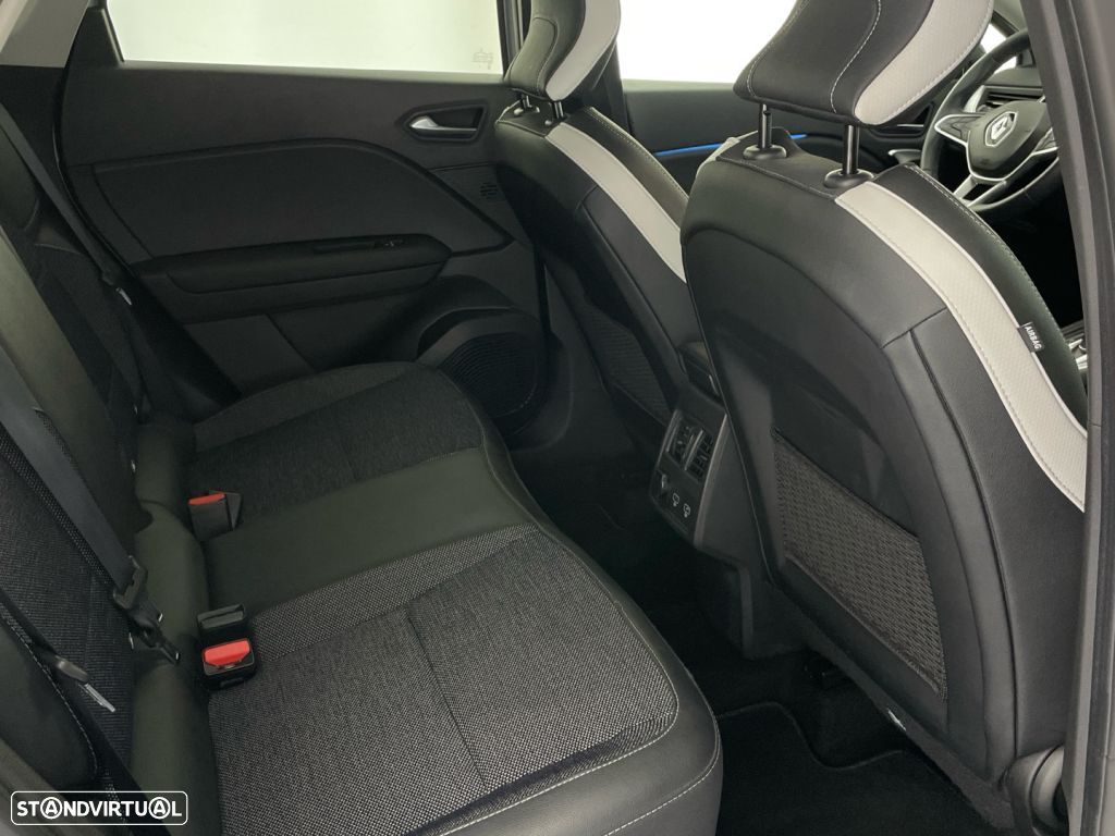 Renault Captur 1.6 E-Tech Plug-In Hybrid Techno - 24