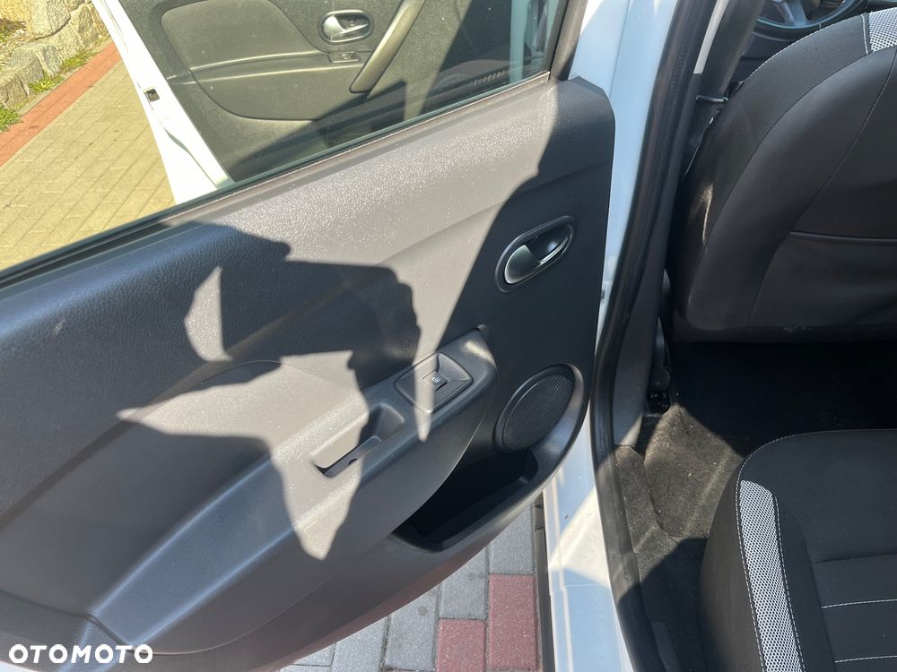 Dacia Logan dCi 90 S&S Stepway Celebration - 28