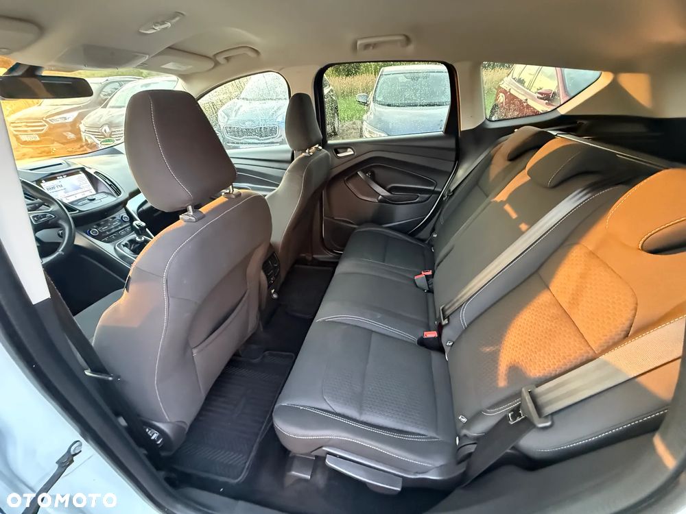 Ford Kuga 1.5 EcoBoost 2x4 Individual - 19