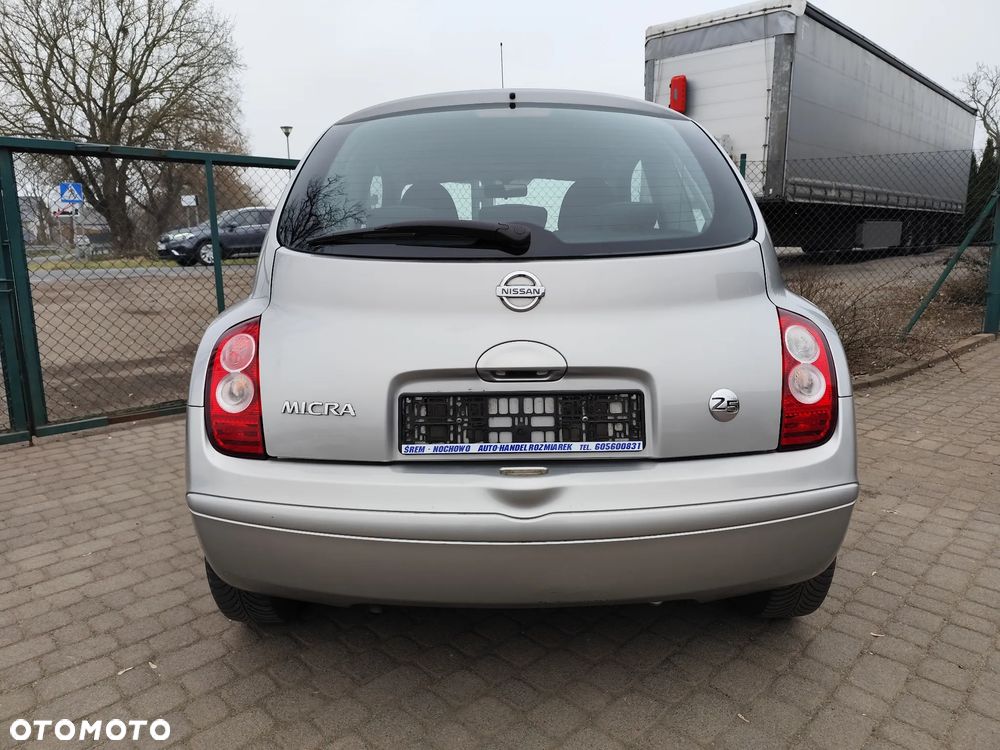 Nissan Micra - 10