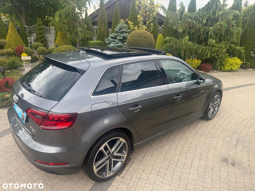 Audi A3 Sportback 1.4 TFSI e-tron S line Sportpaket - 4