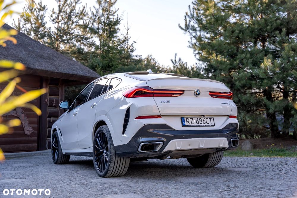 BMW X6 - 12
