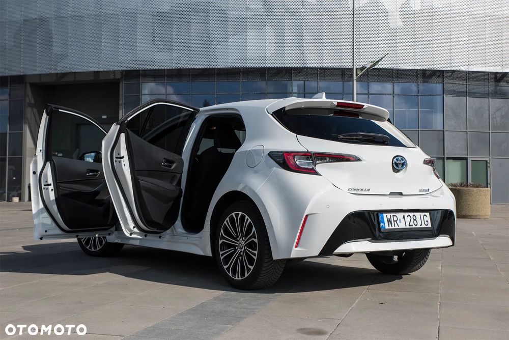 Toyota Corolla 1.8 Business Edition - 10