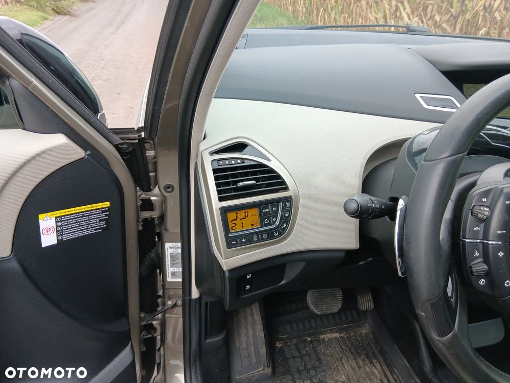 Citroën C4 Picasso 2.0 HDi Exclusive MCP - 11