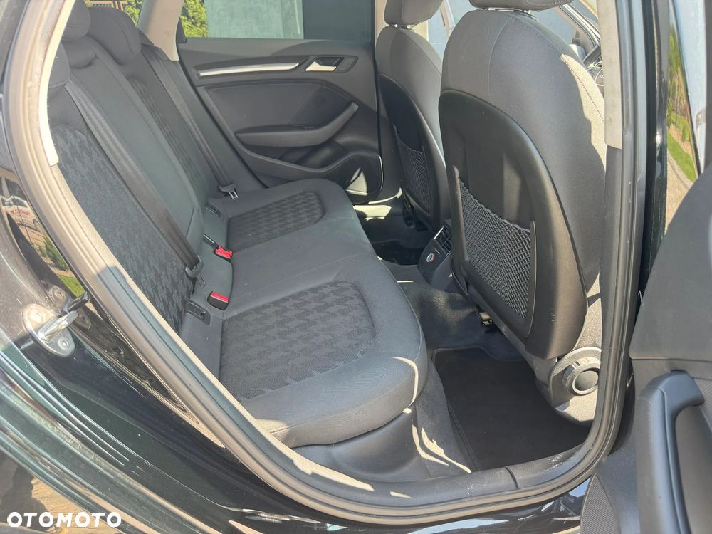 Audi A3 Sportback 1.6 TDI Ambition - 11