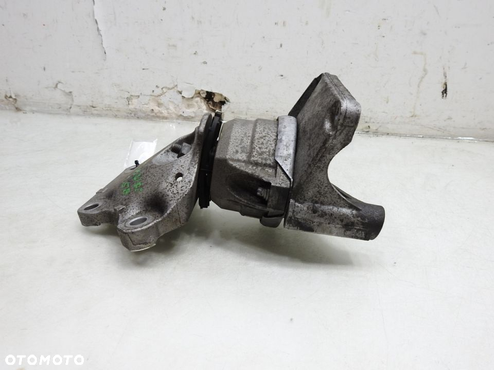 ŁAPA PODUSZKA SILNIKA LEWA BMW E61 2.5i 6776669 - 3