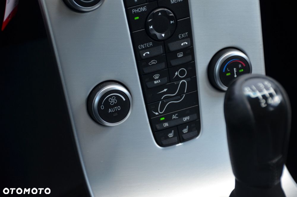 Volvo V50 D2 Summum Start-Stop - 33