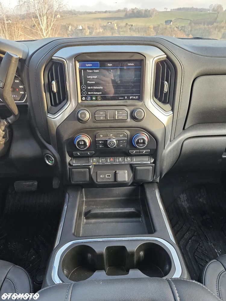 Chevrolet Silverado - 37