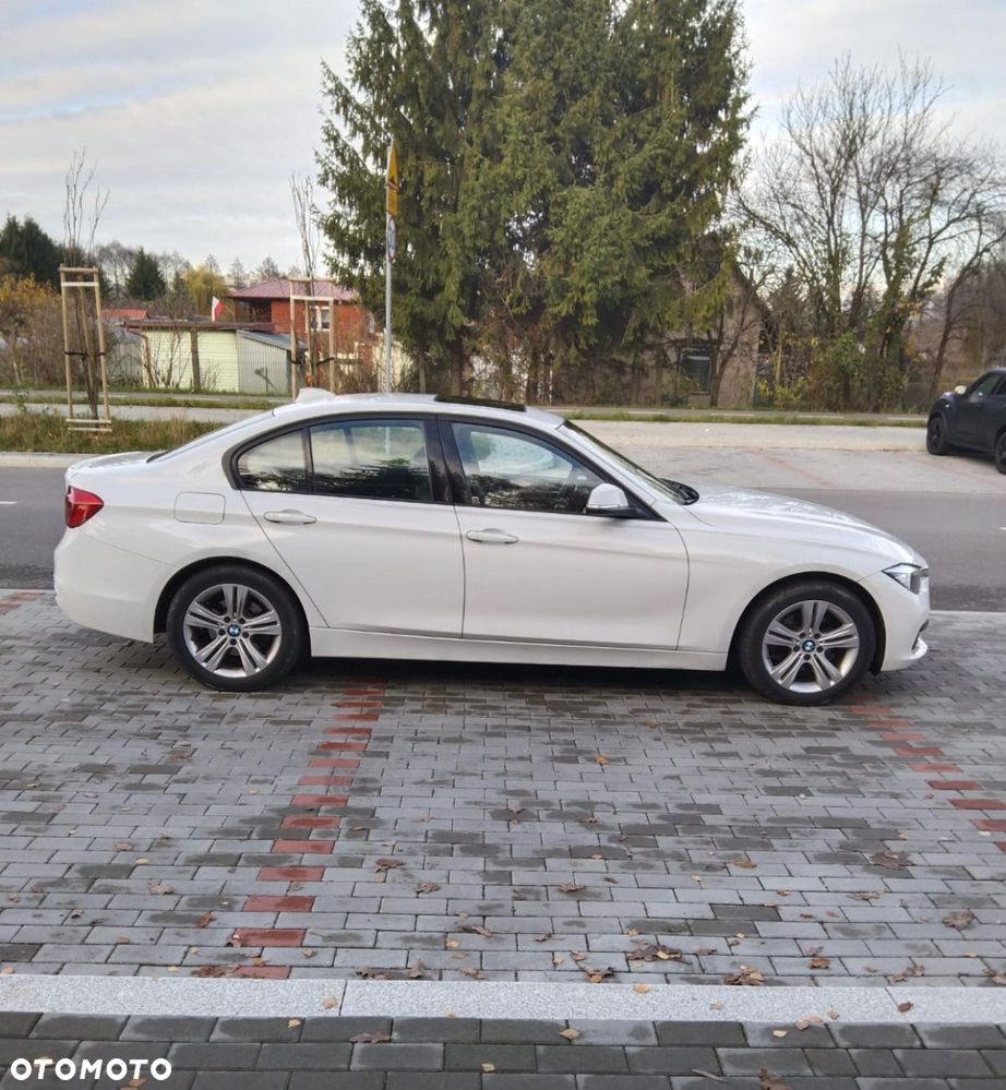 BMW Seria 3 328i xDrive - 3