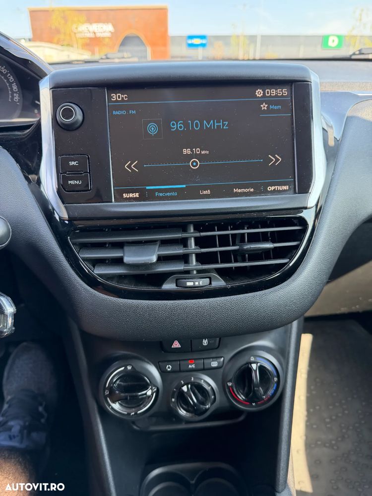 Peugeot 208 1.6 BlueHDi FAP Active - 12