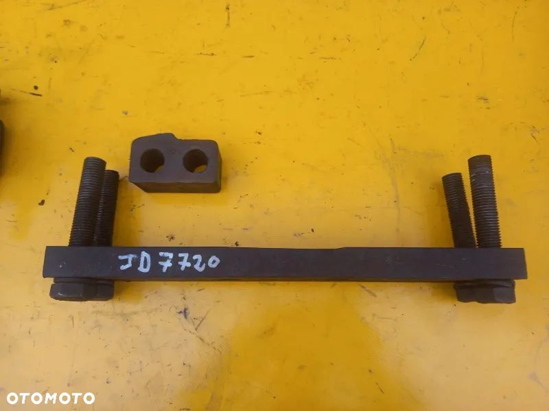 Podpora belki zaczepu polowego John Deere 7720 - 5