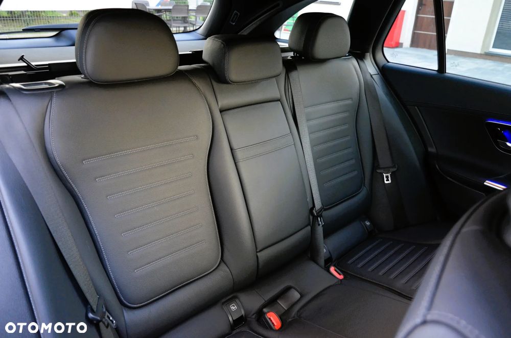 Mercedes-Benz Klasa C 220 d 9G-TRONIC AMG Line - 26