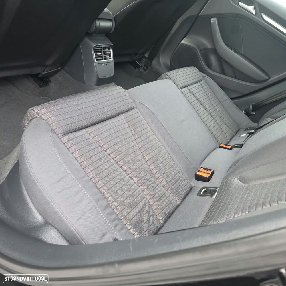 Audi A3 Sportback 1.6 TDI S-line - 31