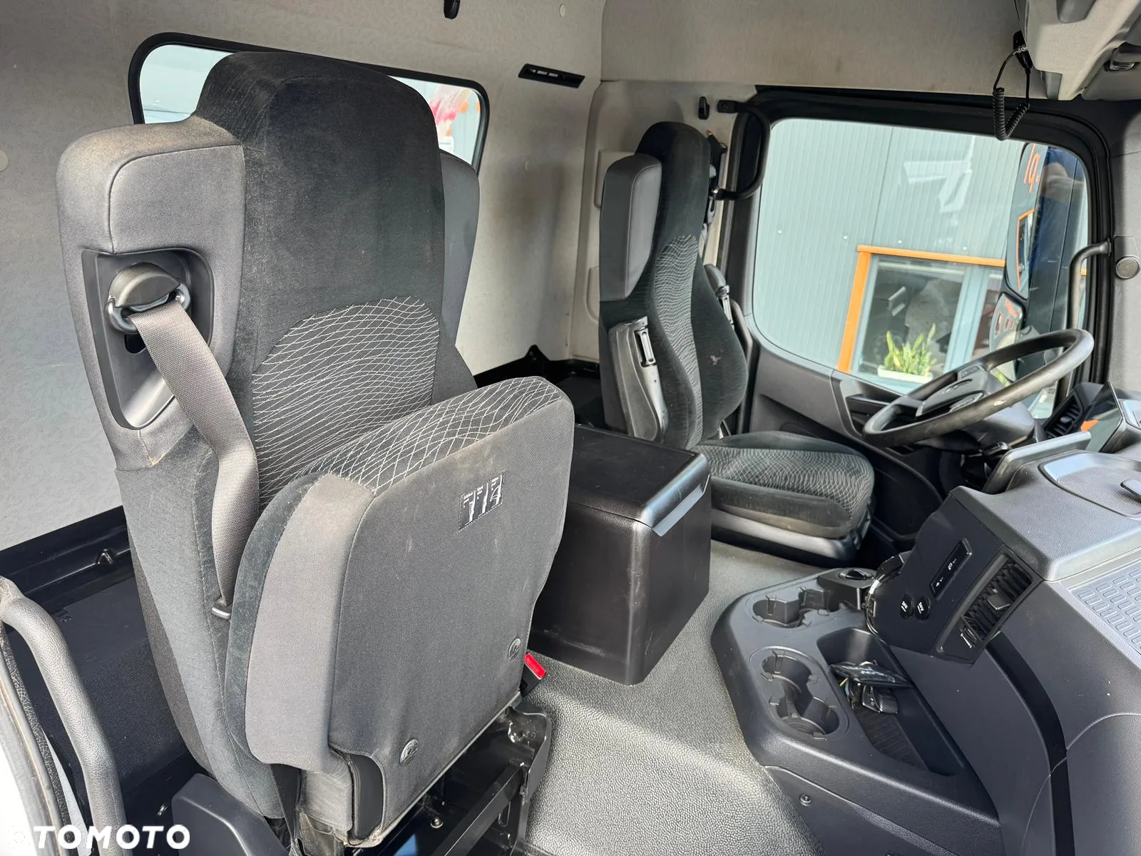Mercedes-Benz AROCS 4145 8X8 EURO6 WYWROTKA TRÓJSTRONNA Z BORDATIKIEM - 20