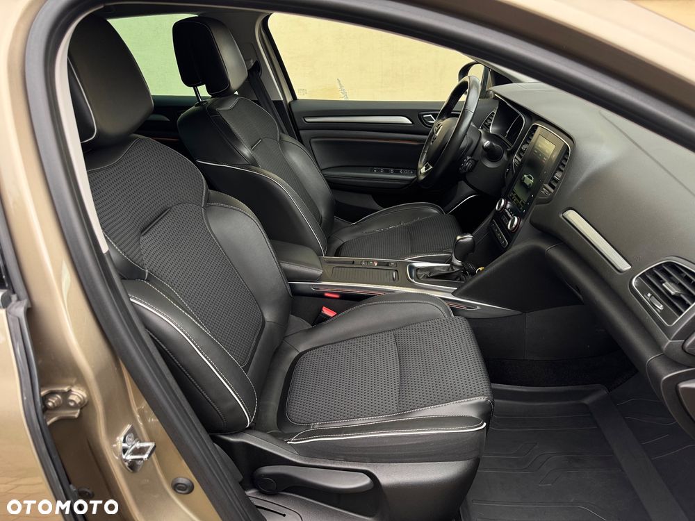Renault Megane dCi 110 FAP EDC Bose Edition - 36