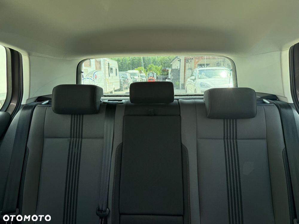Volkswagen Golf - 15