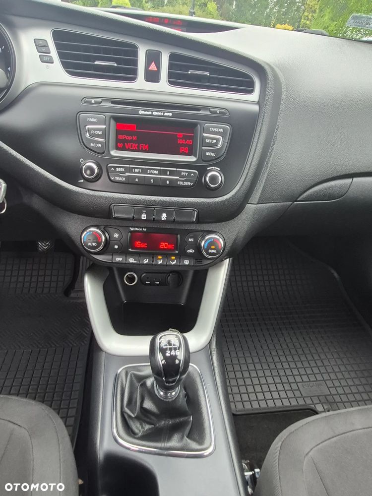 Kia Ceed - 15