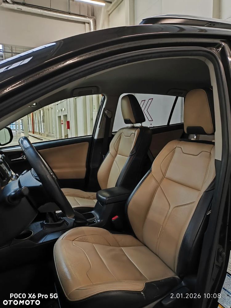 Toyota RAV4 2.0 D-4D Active - 13