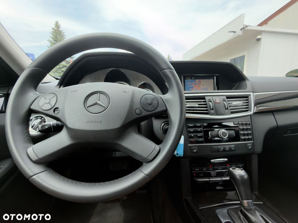 Mercedes-Benz Klasa E - 29