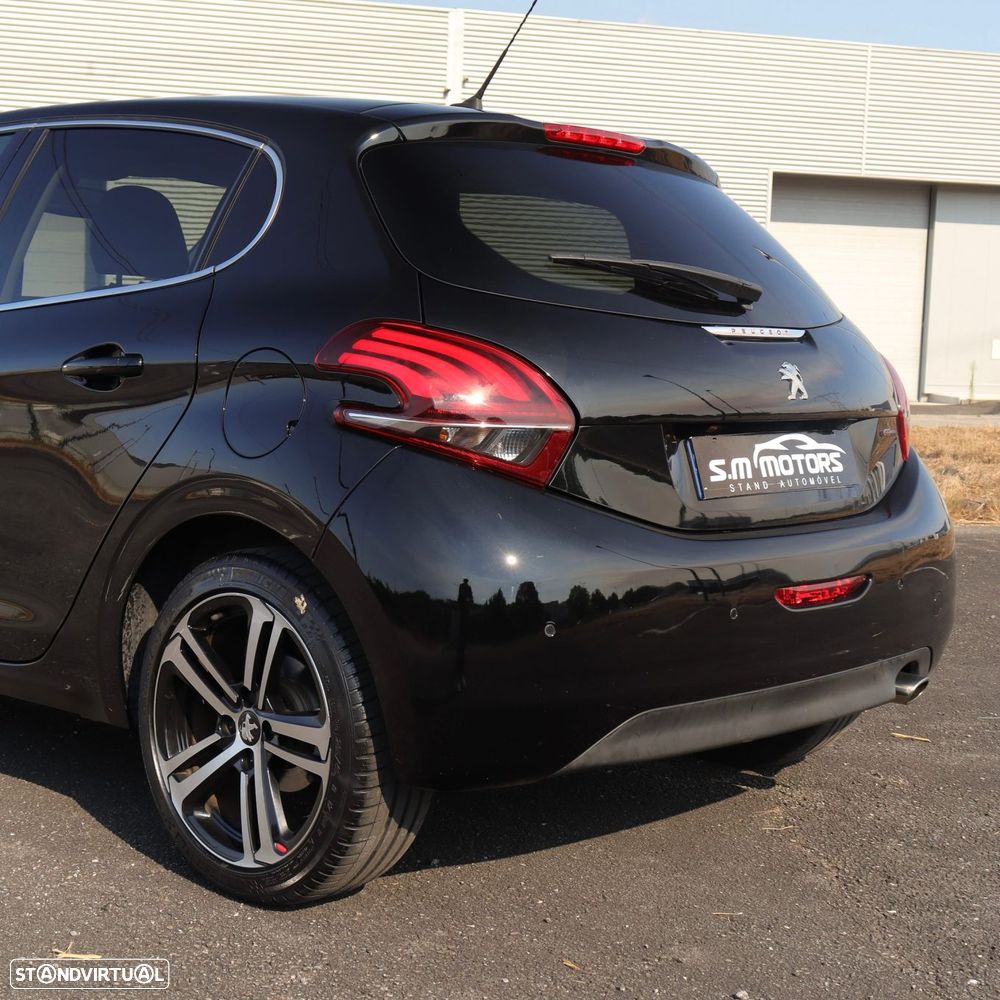 Peugeot 208 1.2 PureTech GT Line EAT6 - 8