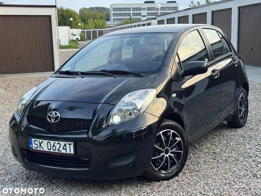 Toyota Yaris - 17